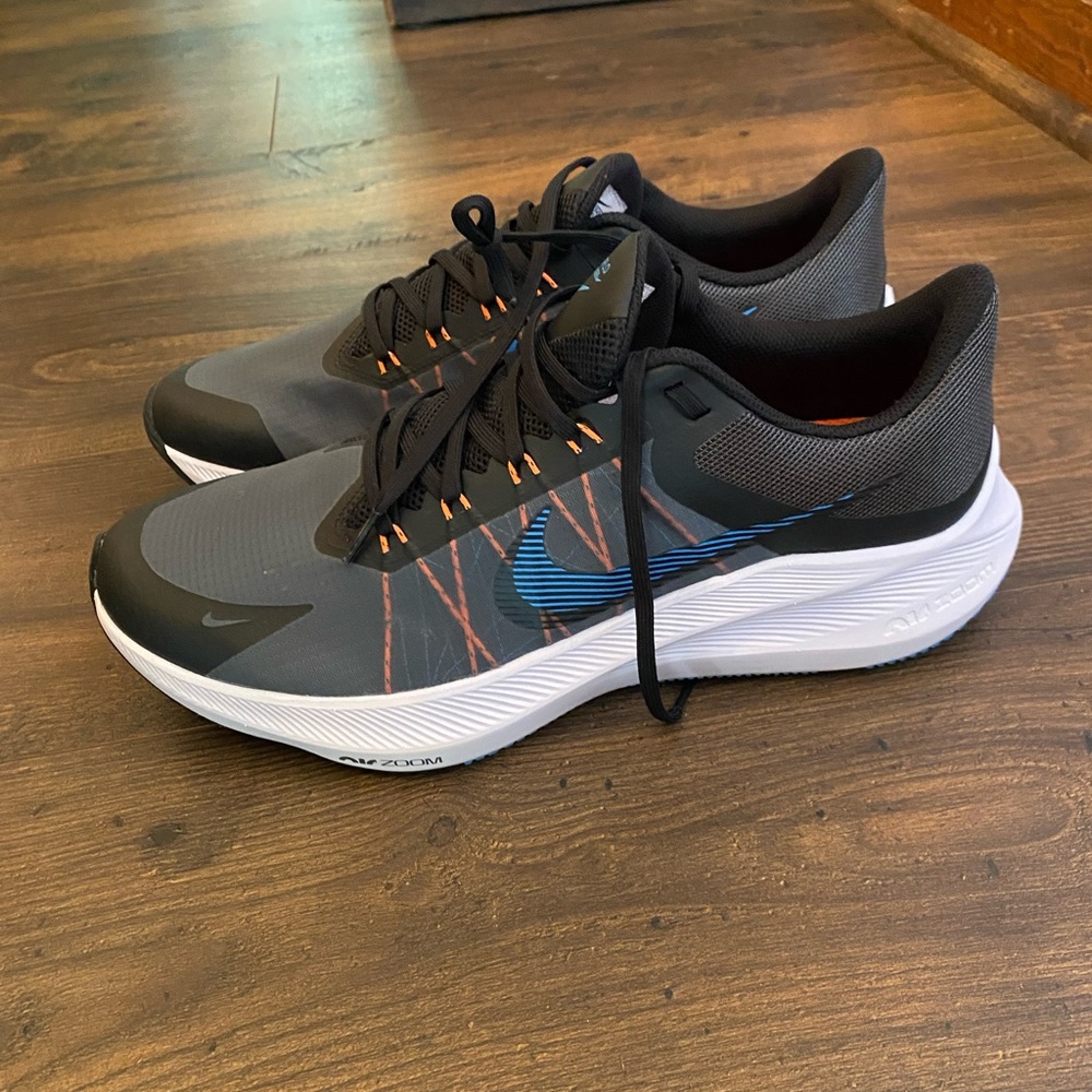 NIB Mens Nike Winflo 8